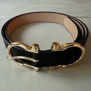 Woman’s black belt Size :M